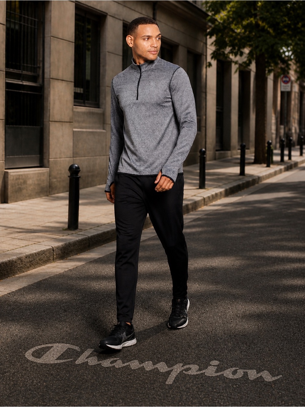 Champion Men's Gray Quarter-Zip Sweater